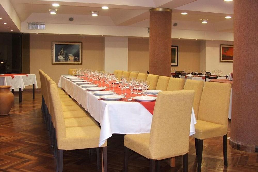 Ohasis Hotel Jujuy & Spa San Salvador de Jujuy Buitenkant foto